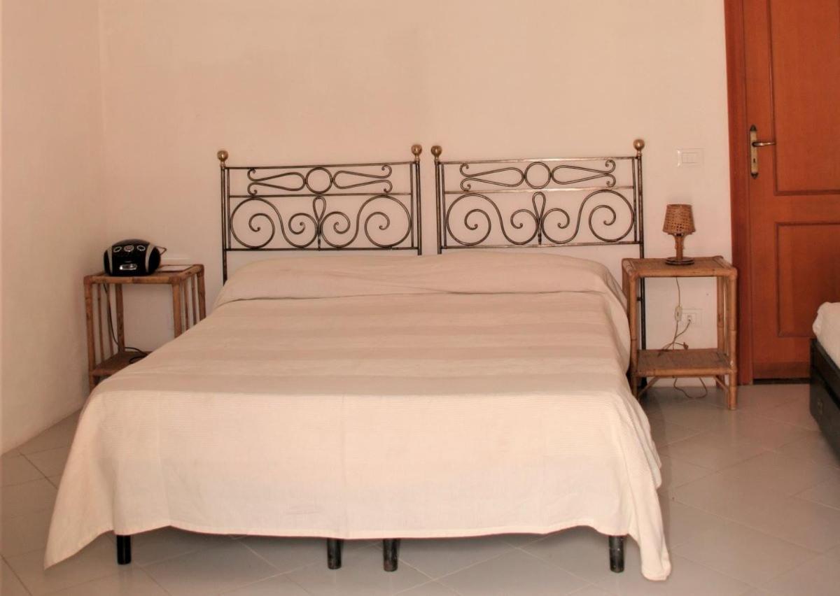 Case Al Mare - Terrazzi Panoramici E Ampio Giardino Santa Marina Salina Εξωτερικό φωτογραφία