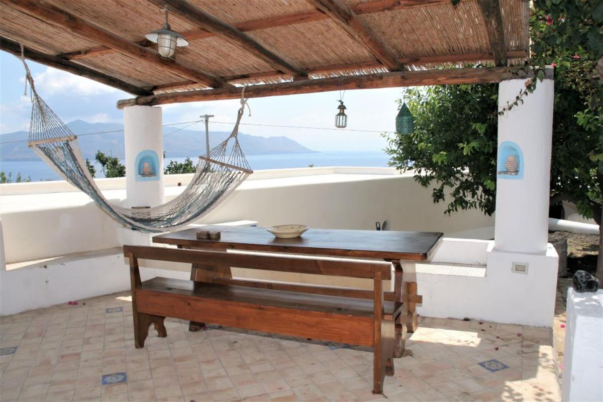 Case Al Mare - Terrazzi Panoramici E Ampio Giardino Santa Marina Salina Εξωτερικό φωτογραφία