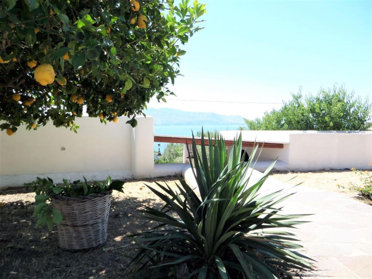 Case Al Mare - Terrazzi Panoramici E Ampio Giardino Santa Marina Salina Εξωτερικό φωτογραφία