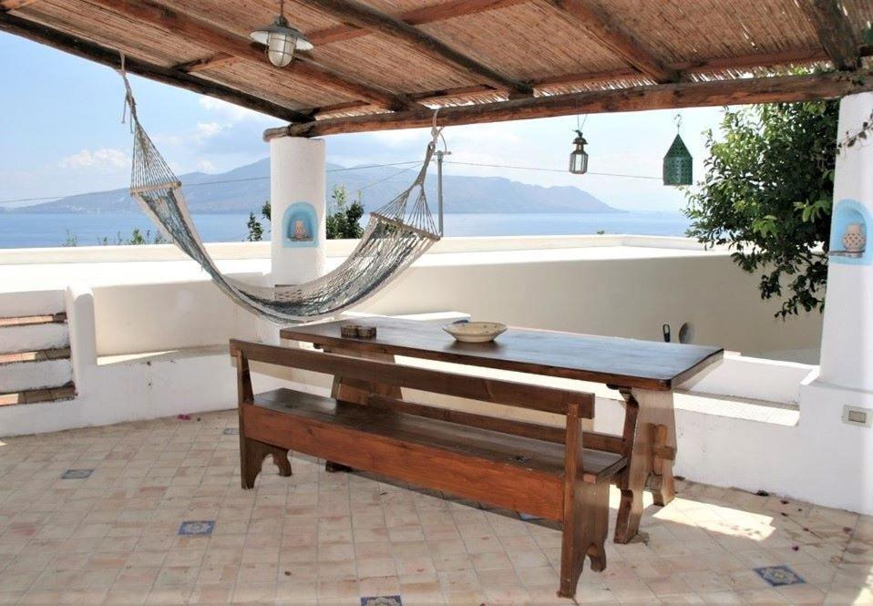 Case Al Mare - Terrazzi Panoramici E Ampio Giardino Santa Marina Salina Εξωτερικό φωτογραφία