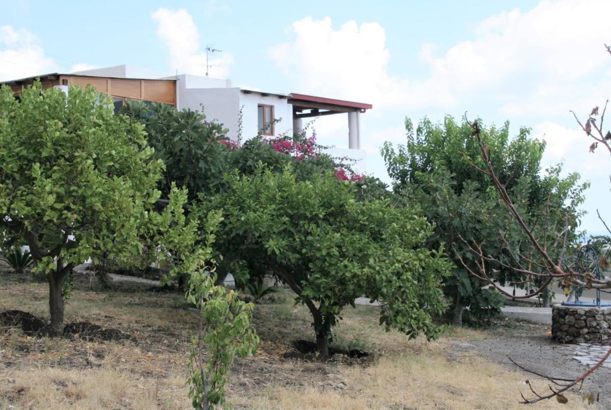 Case Al Mare - Terrazzi Panoramici E Ampio Giardino Santa Marina Salina Εξωτερικό φωτογραφία