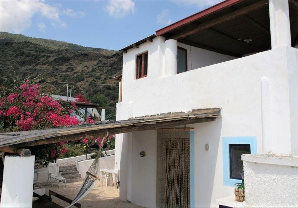 Case Al Mare - Terrazzi Panoramici E Ampio Giardino Santa Marina Salina Εξωτερικό φωτογραφία